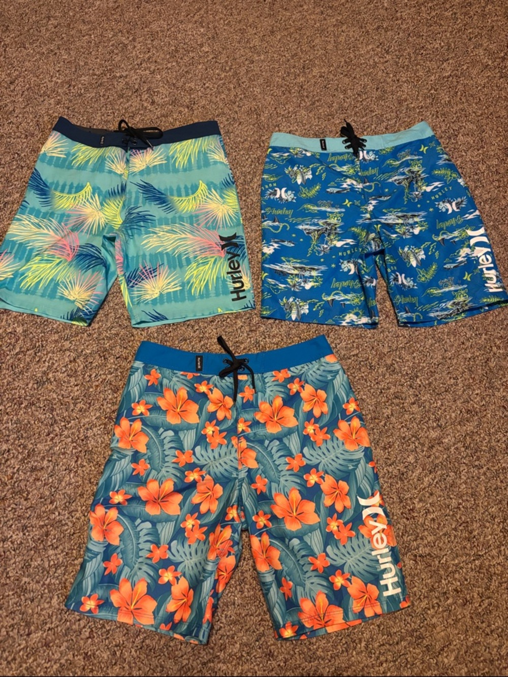 Bundle 3 Hurley Boys Swim Trunks Board Shorts No Liner 14/27  1 Phantom pair